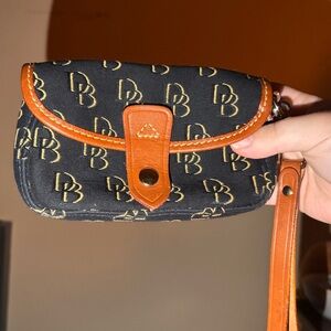 Doobey and Burke Clutch